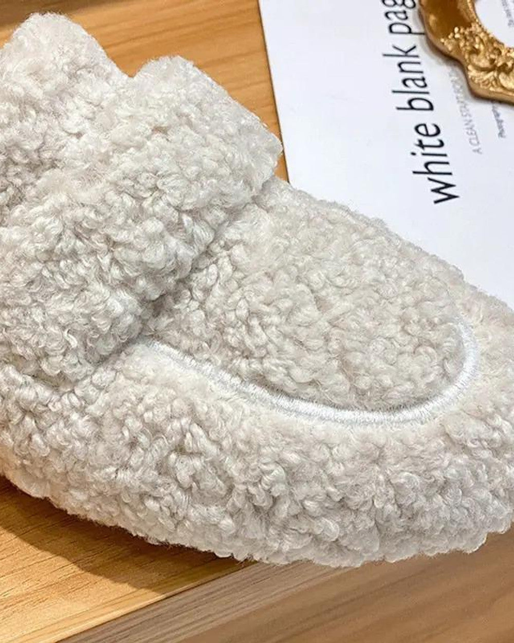 Emma Wasserdichte Slipper Damen