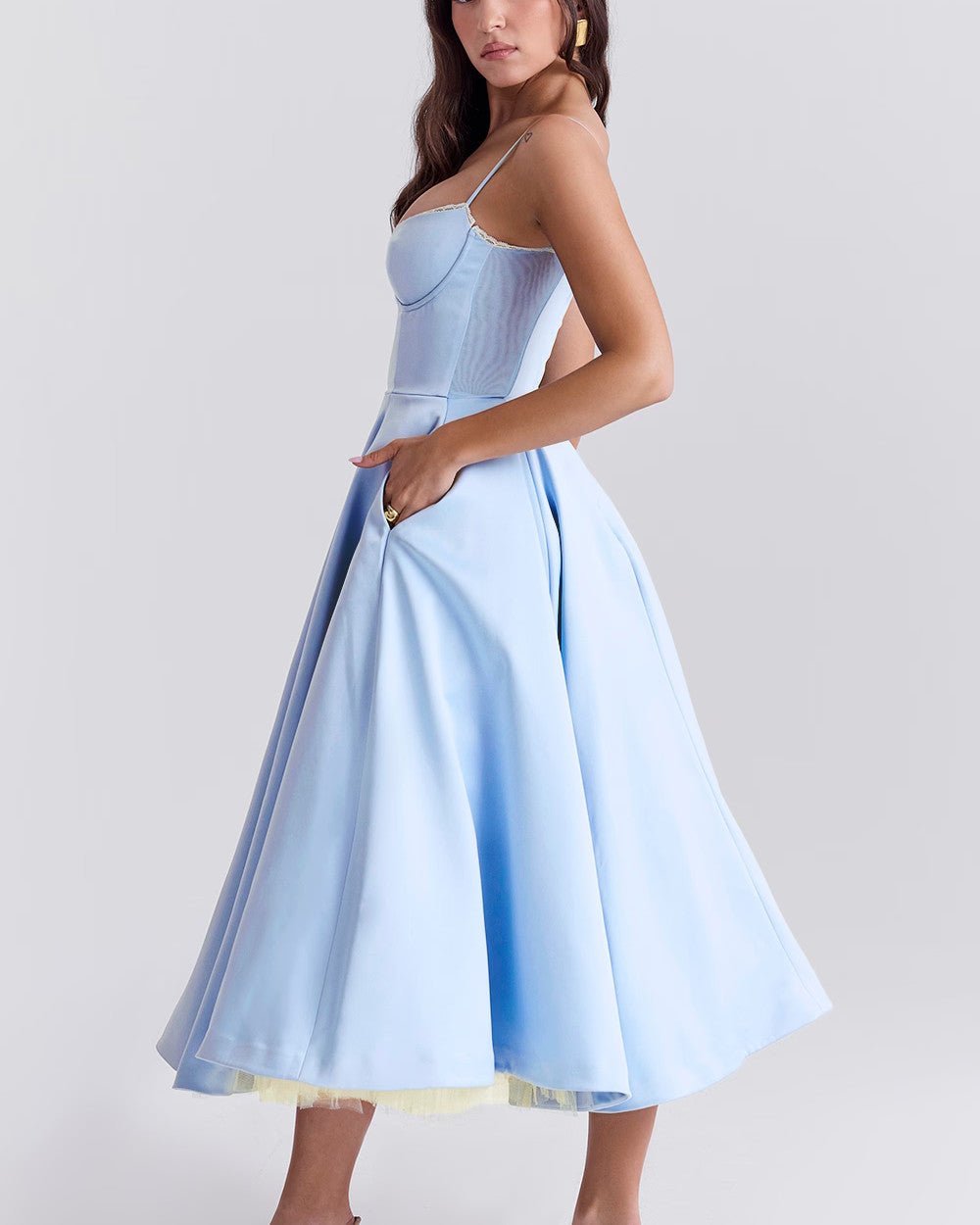 Sophia Elegantes Schlankmachendes Kleid