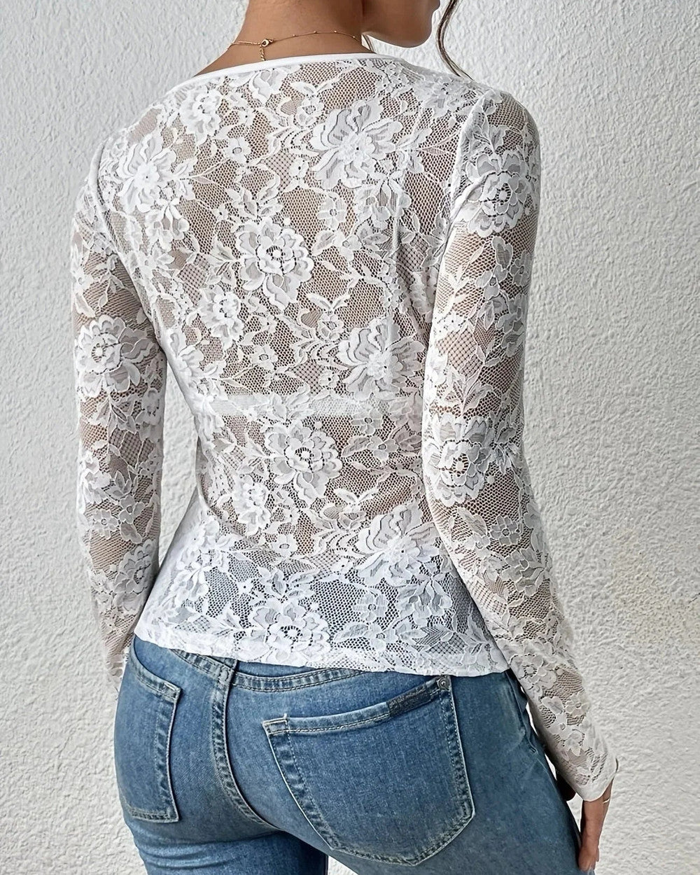 Lena Spitzenbluse Langarm V-Ausschnitt