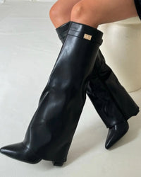 Schwarzes Leder