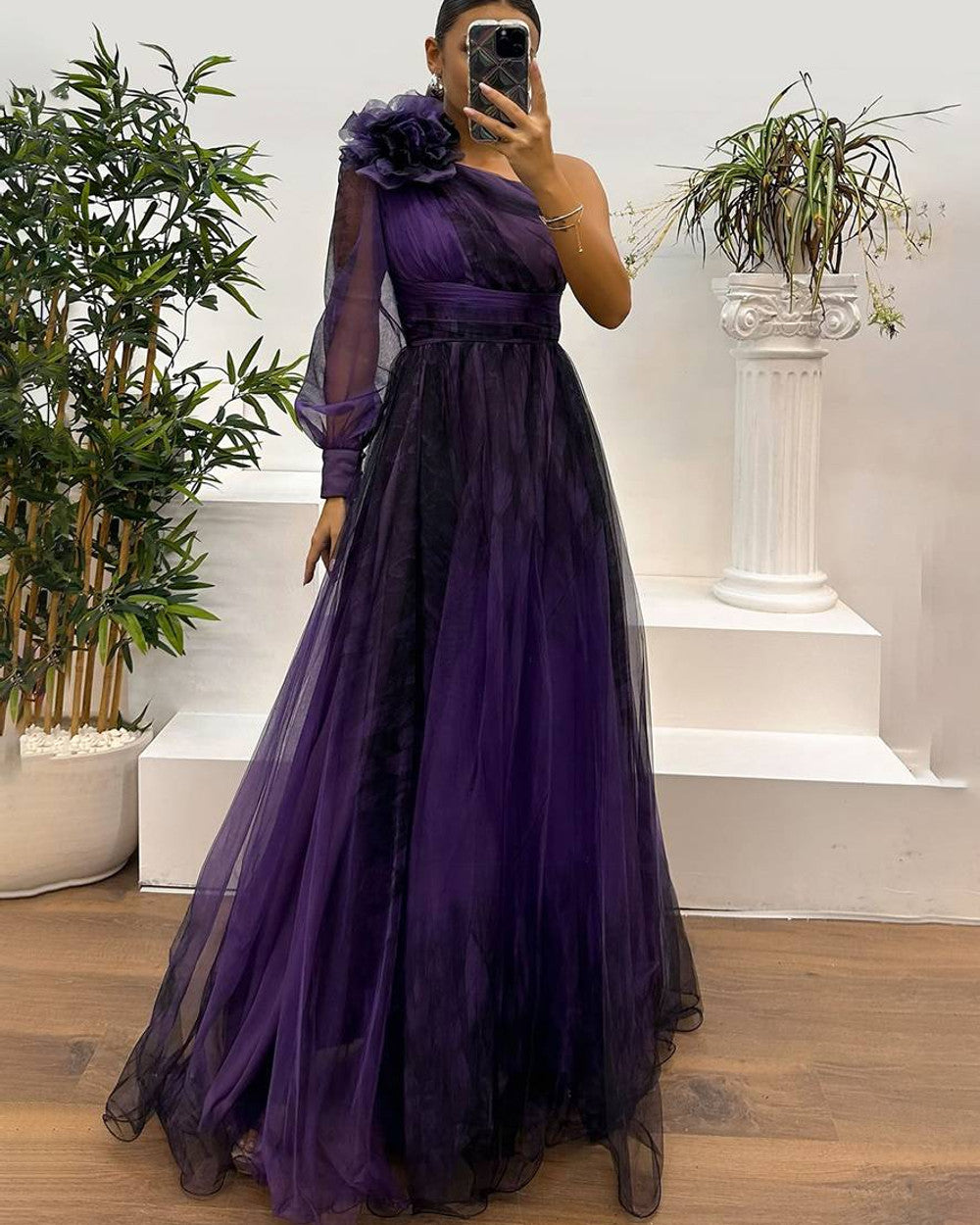 Lena Langes Abendkleid Blumenmuster Tüll