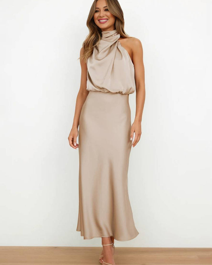 Lena Langes Abendkleid Neckholder Satin