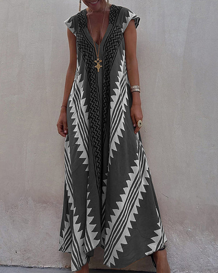 Lena Langes Strandkleid mit Ethno-Muster