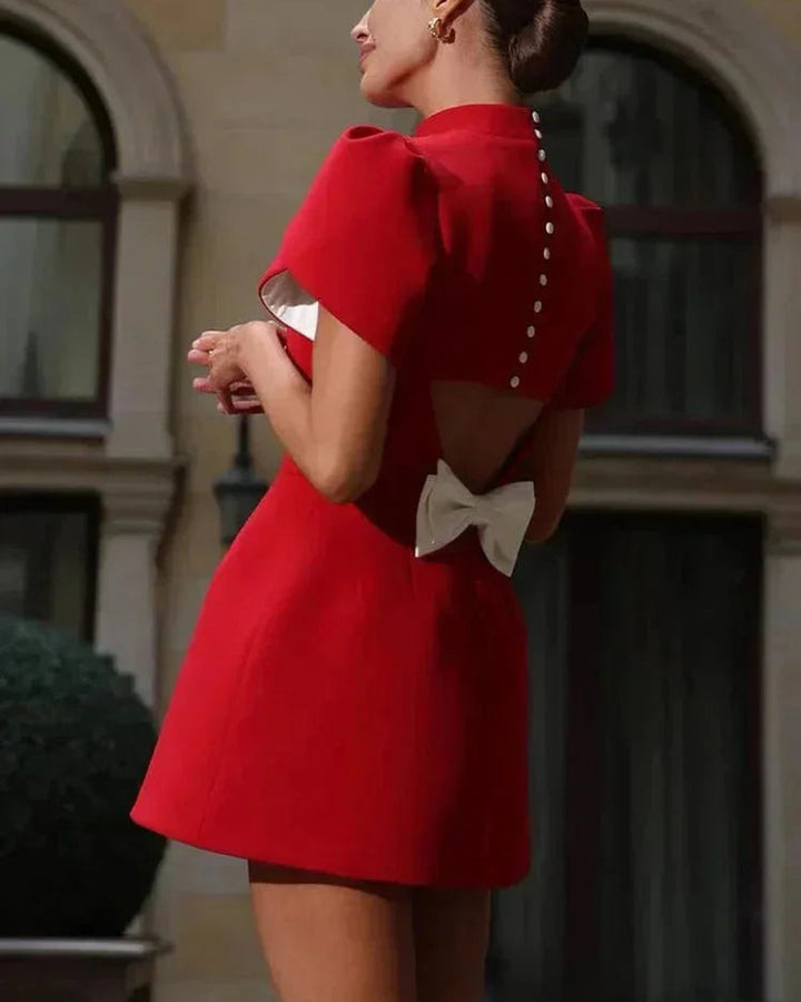 Lena Kurzes Abendkleid Strukturärmel