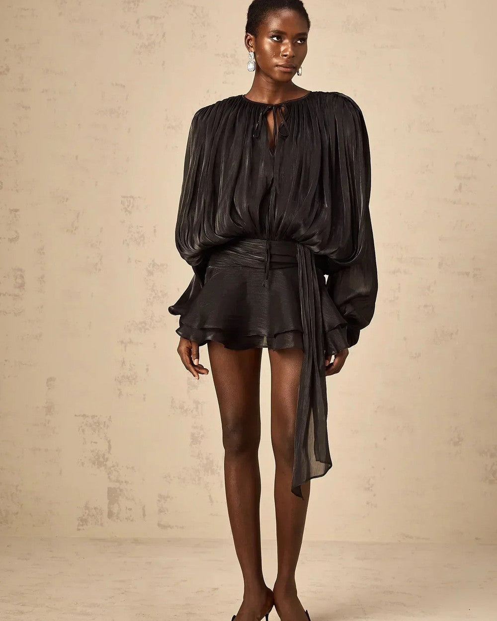 Lena Fließendes Kurzkleid Gürtel