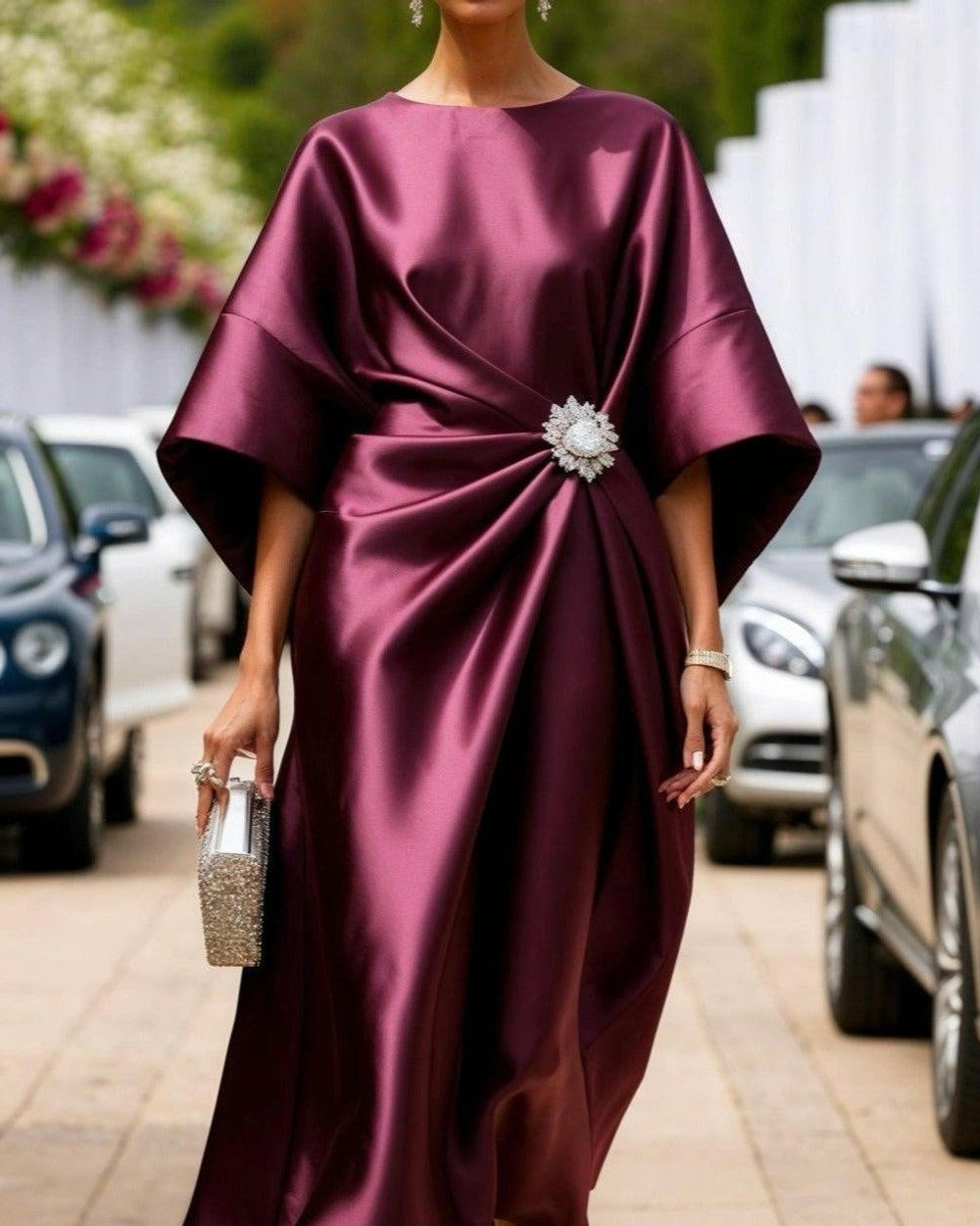 Lena Glänzendes Satin Maxikleid Lang