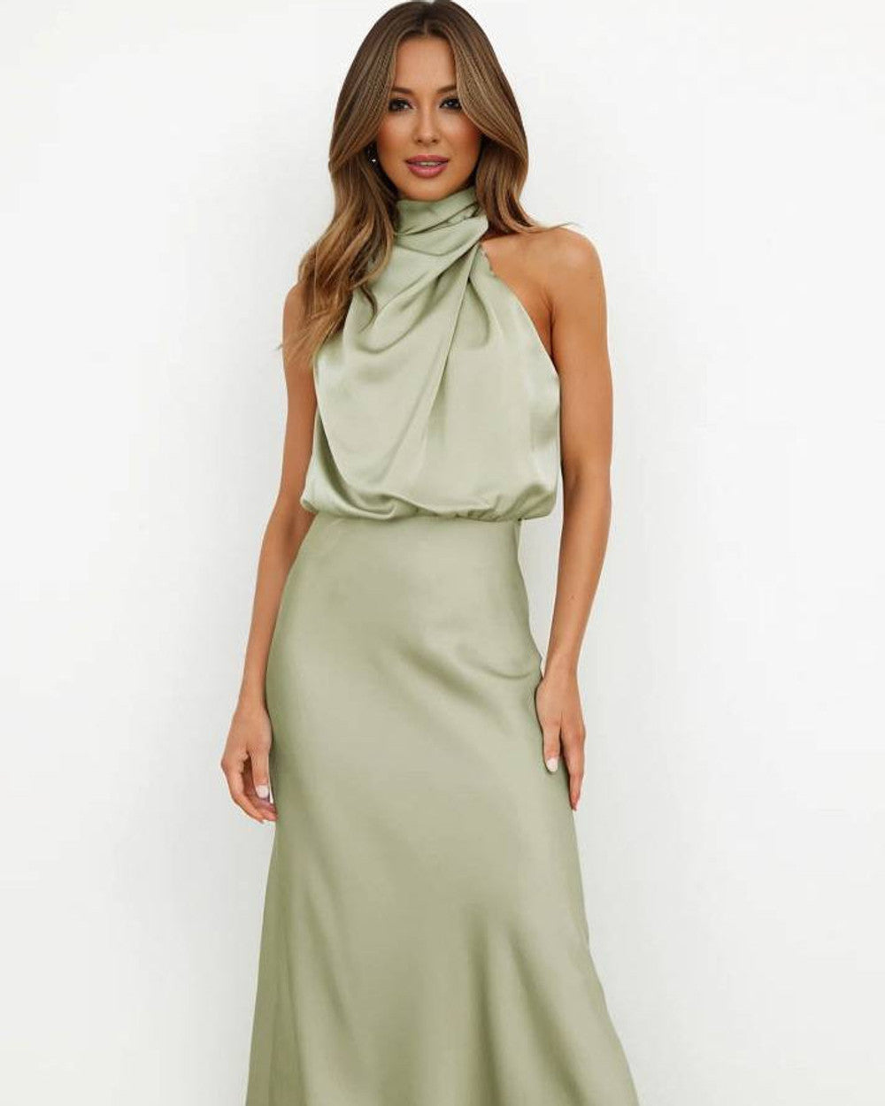 Lena Langes Abendkleid Neckholder Satin