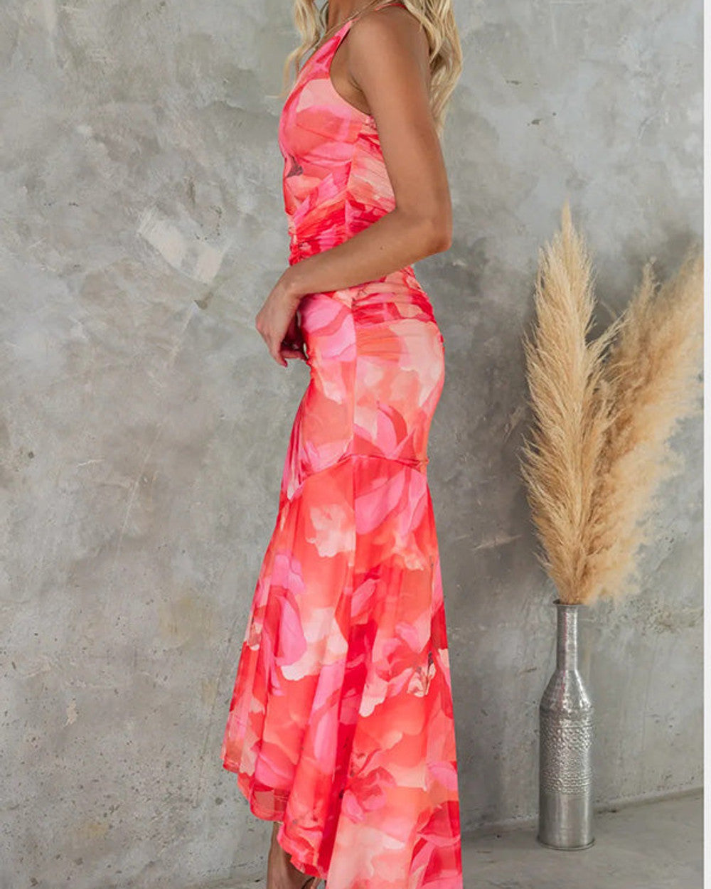 Deja Maxikleid Blumenmuster Asymmetrisch