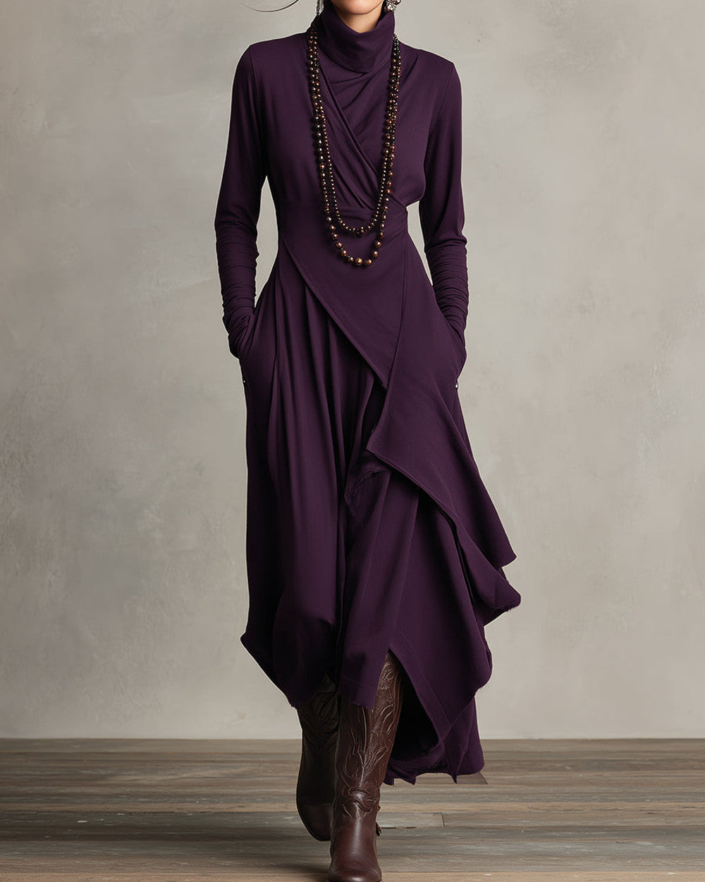 Lena Langes Asymmetrisches Rollkragen Kleid