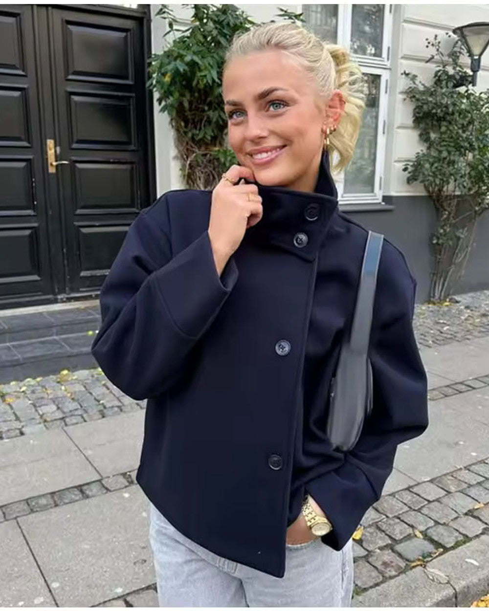 Emma Kurze Zweireihige Damenjacke