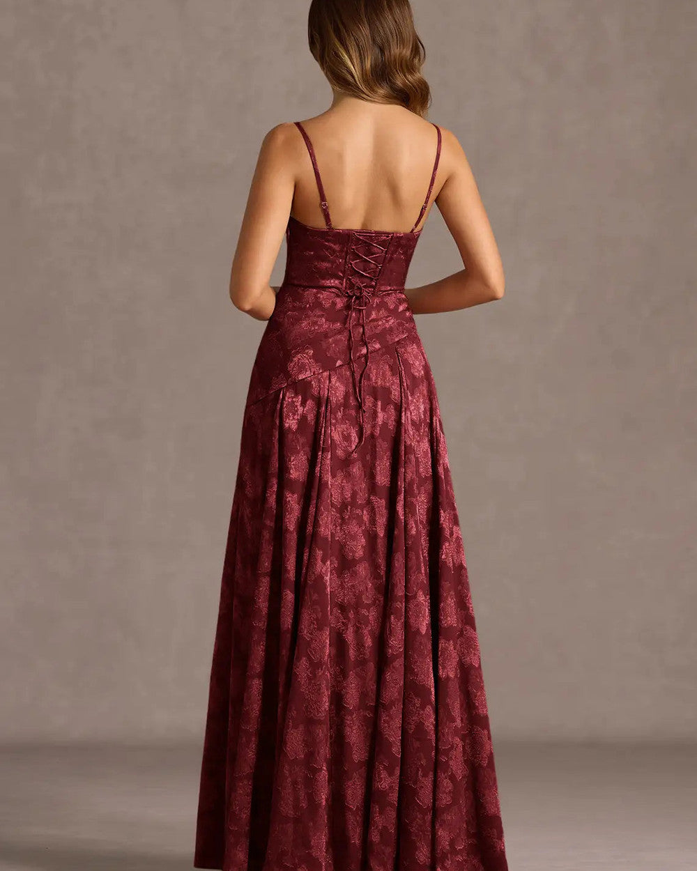 Gabriela Weinrotes Maxikleid Lang