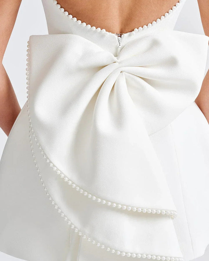 Lena Kurzes Kleid Schleife Rücken