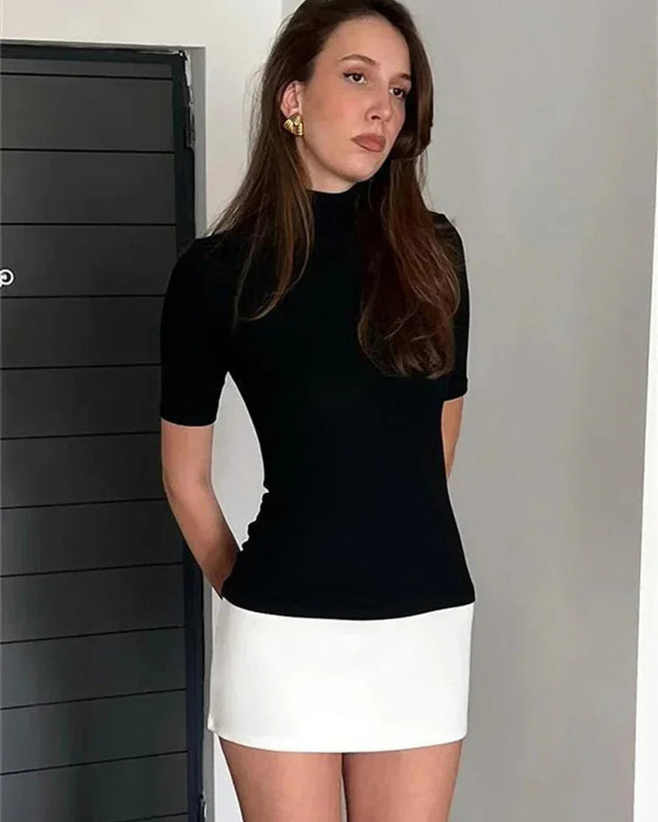 Nina Zweifarbiges Rollkragen Kurzes Kleid