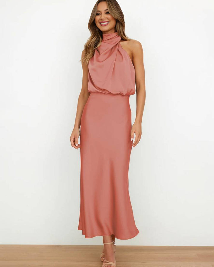 Lena Langes Abendkleid Neckholder Satin