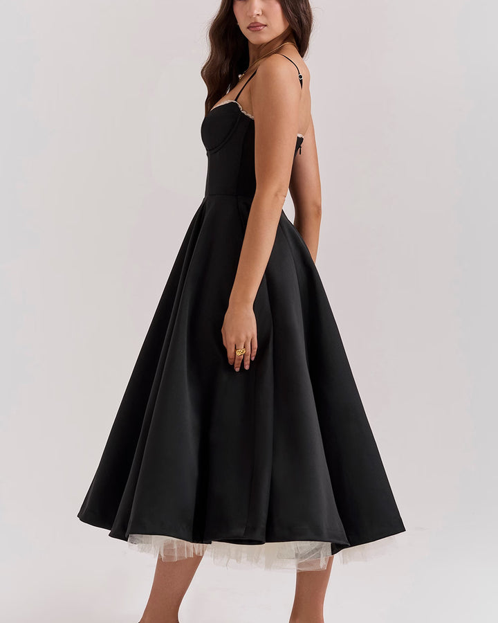 Sophia Elegantes Schlankmachendes Kleid