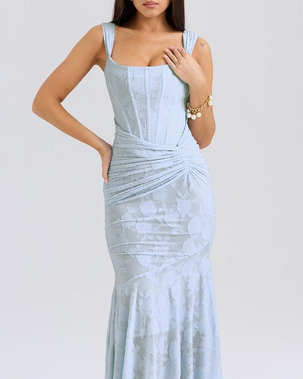 Lena Blumiges Maxikleid