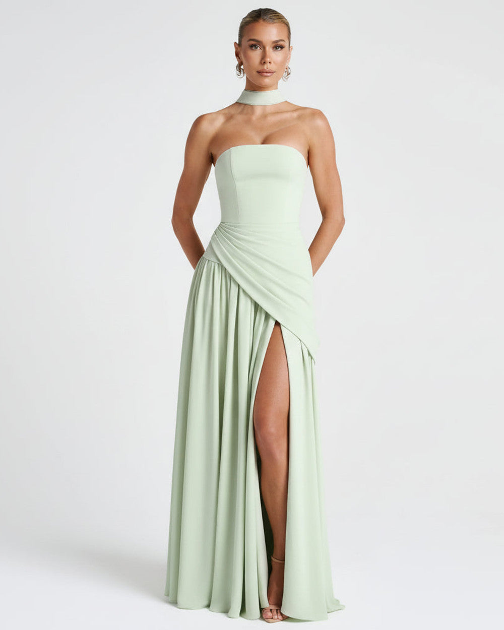 Alina Langes Korsett Abendkleid Schlitz