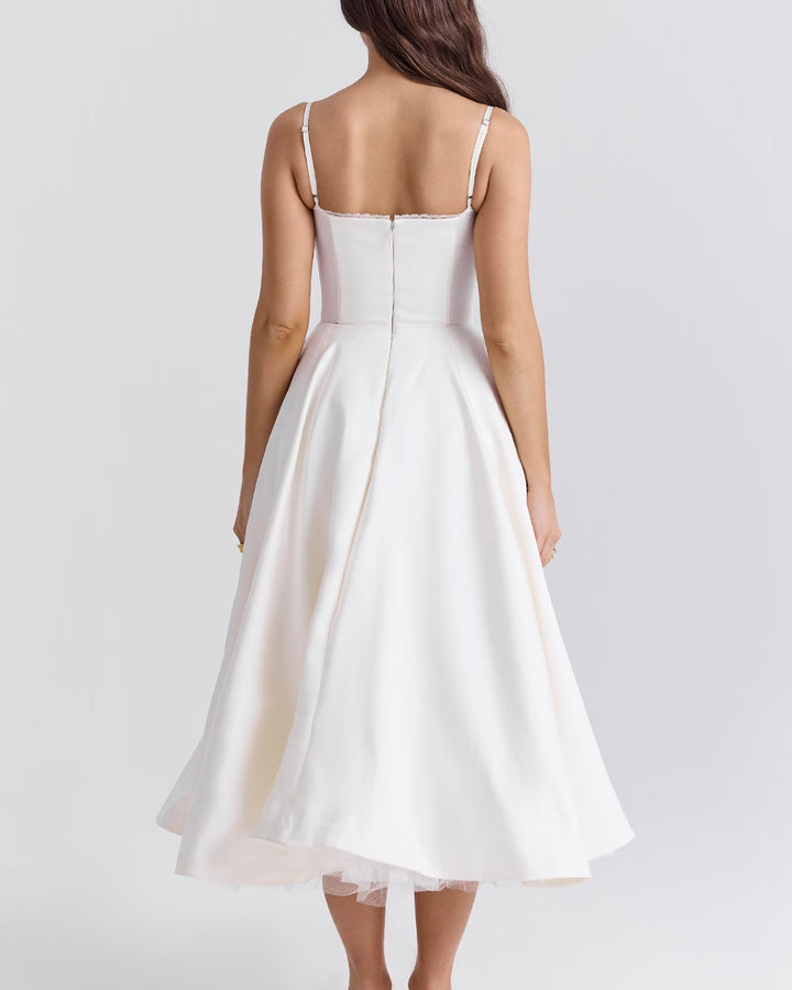 Sophia Elegantes Schlankmachendes Kleid