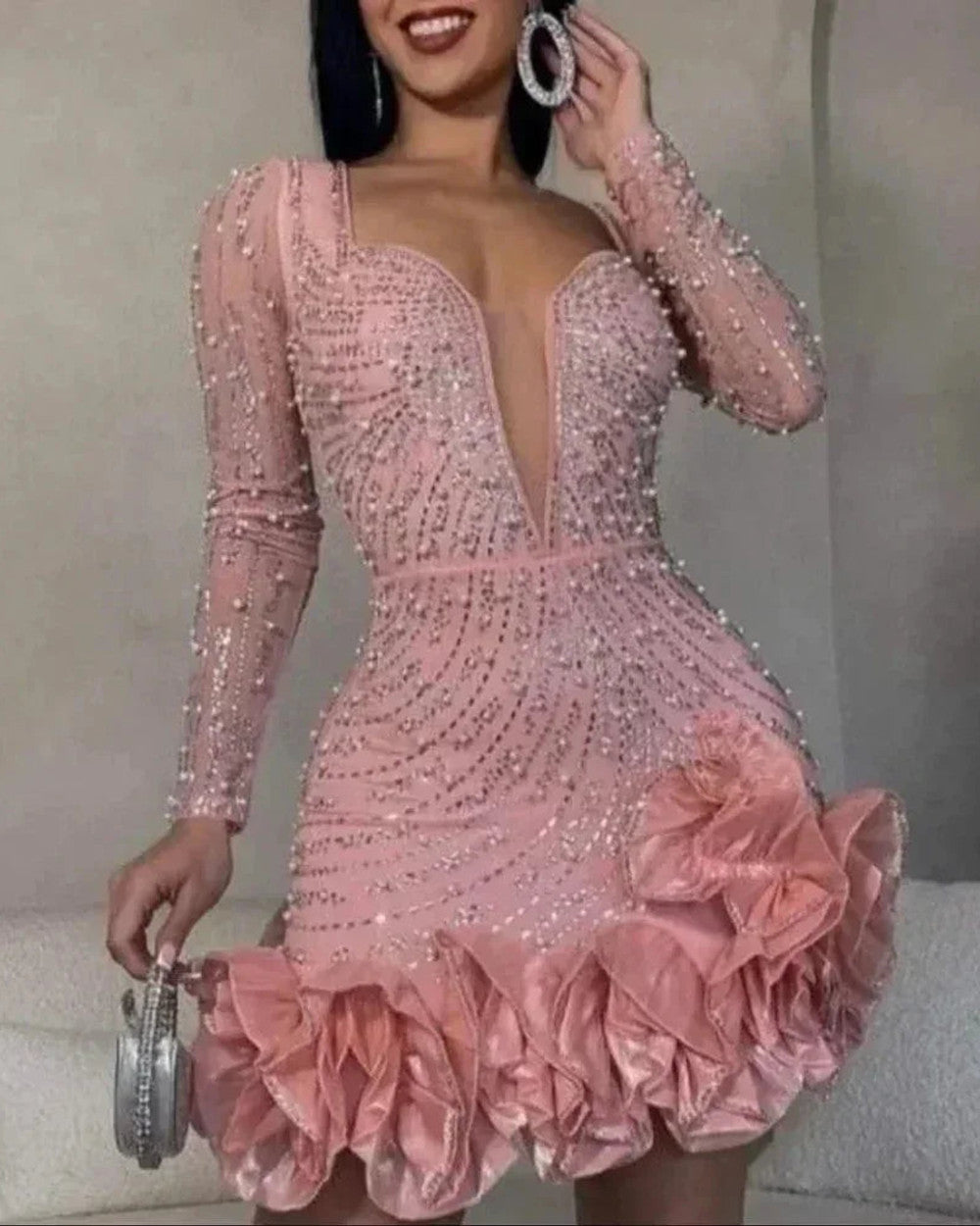 Lena Kurzes Abendkleid Langarm Ausschnitt