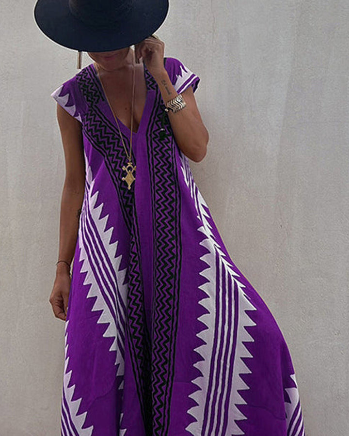 Lena Langes Strandkleid mit Ethno-Muster